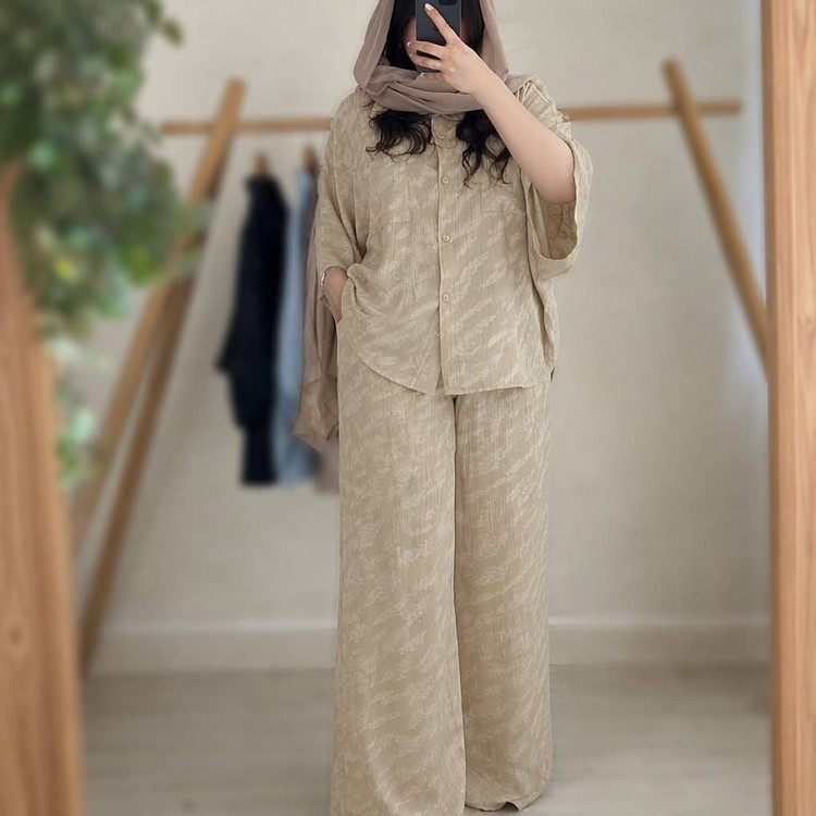 ست یسناطرح ابری